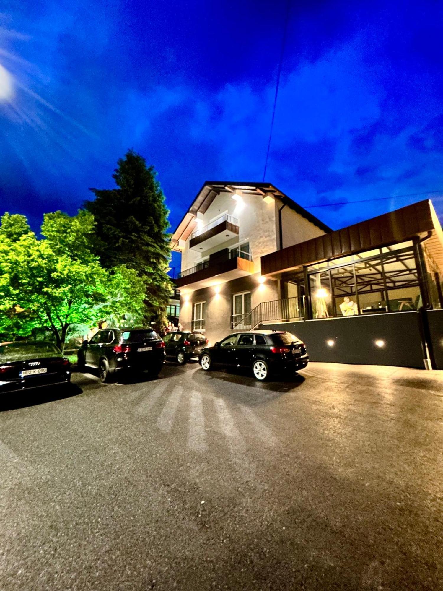 Sunny Corner Apartments Високо Экстерьер фото
