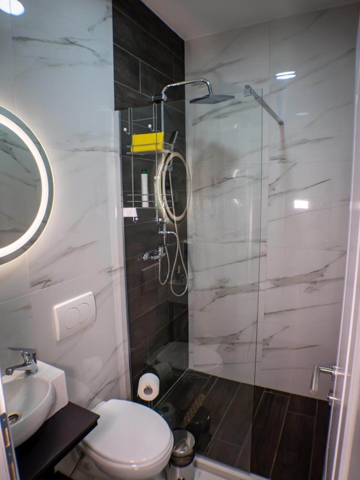Sunny Corner Apartments Високо Экстерьер фото